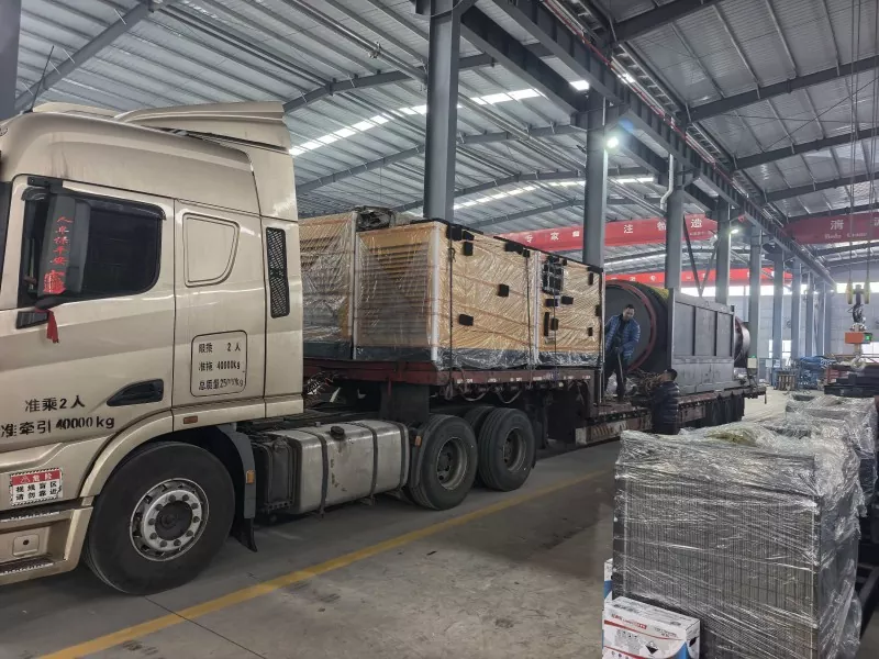 Jinqi Mining Machinery는 드럼 분리 및 지원 장비 배치를 러시아로 배송합니다.