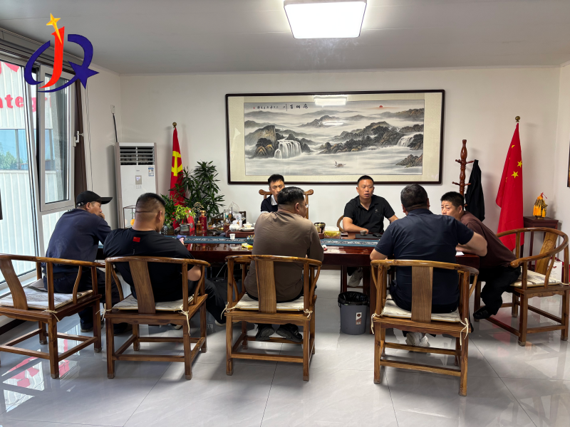 남미 사금 금 고객은 공장 감사를 위해 Qingzhou Jinqi Mining Machinery를 방문했습니다.